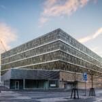 Melkinlaiturin pysäköintikeskus | Keraamiset Tonality-julkisivusauvat | Muotolevy